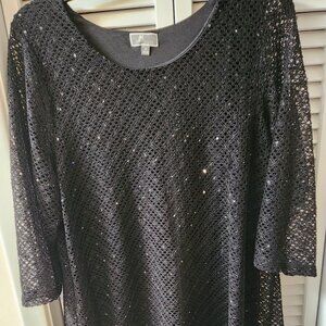 JM Collection 3x Black crochet look top with sequins